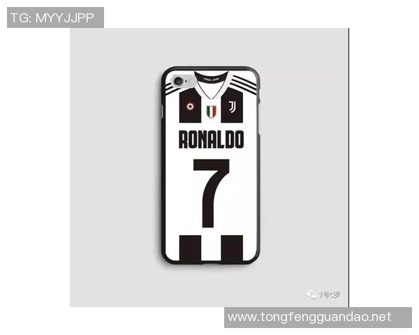 欧冠赛场上深灰色球衣下的足球巨星究竟是谁引领潮流与胜利